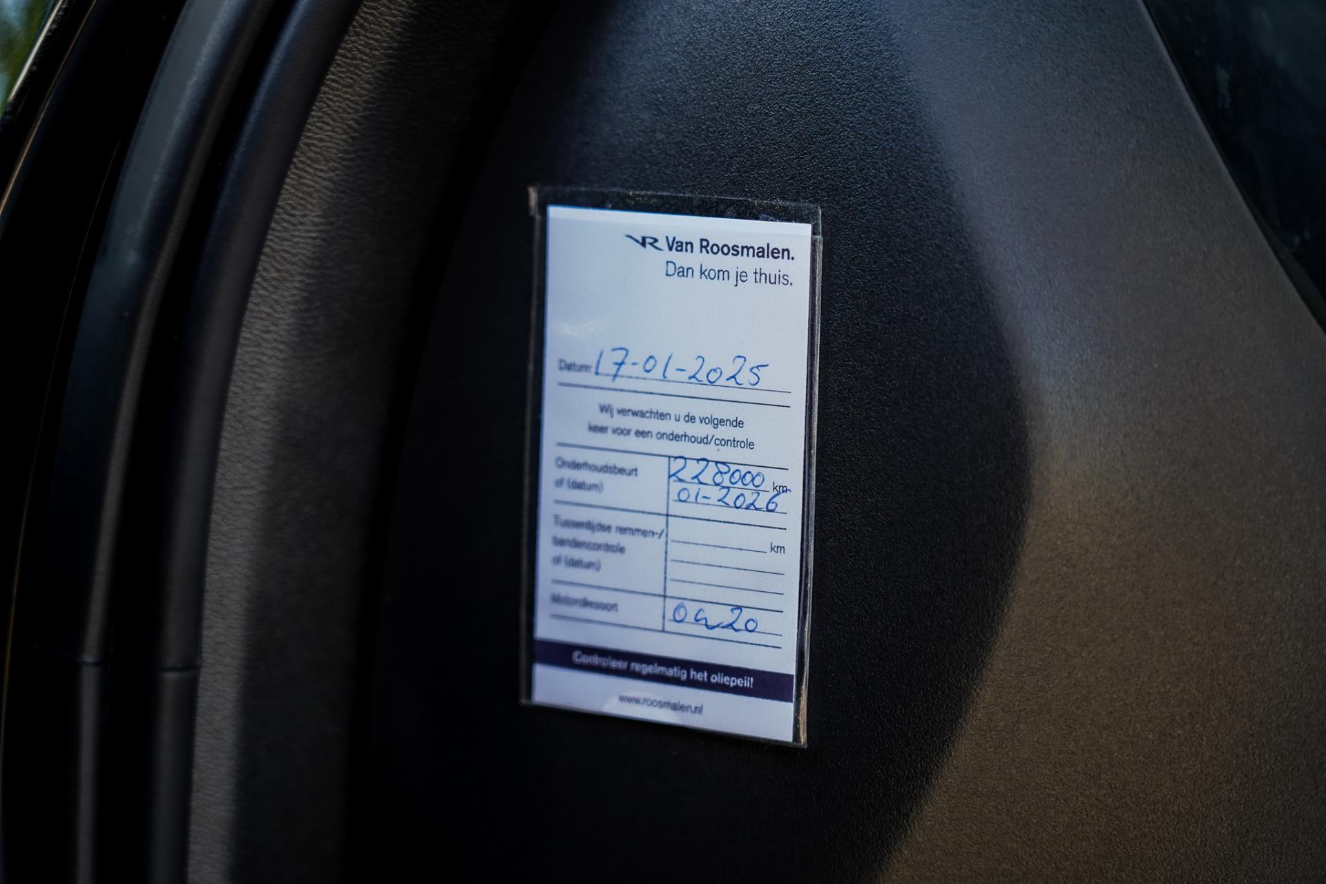 44777741-21.jpg